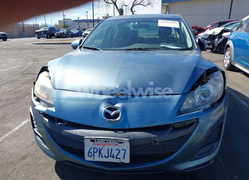 Photo 6 of 2011 Mazda Mazda3 I TOURING (VIN JM1BL1VG8B1470396)