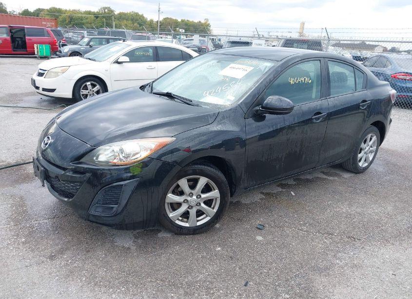 Photo 2 of 2011 Mazda Mazda3 I TOURING (VIN JM1BL1VGXB1424584)