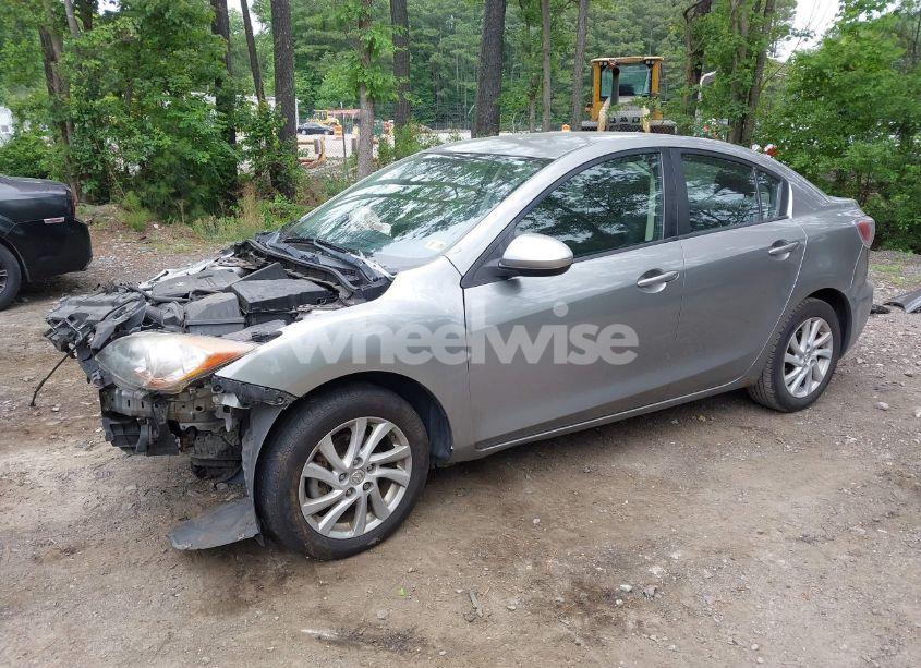 Photo 2 of 2012 Mazda Mazda3 I TOURING (VIN JM1BL1VGXC1502895)