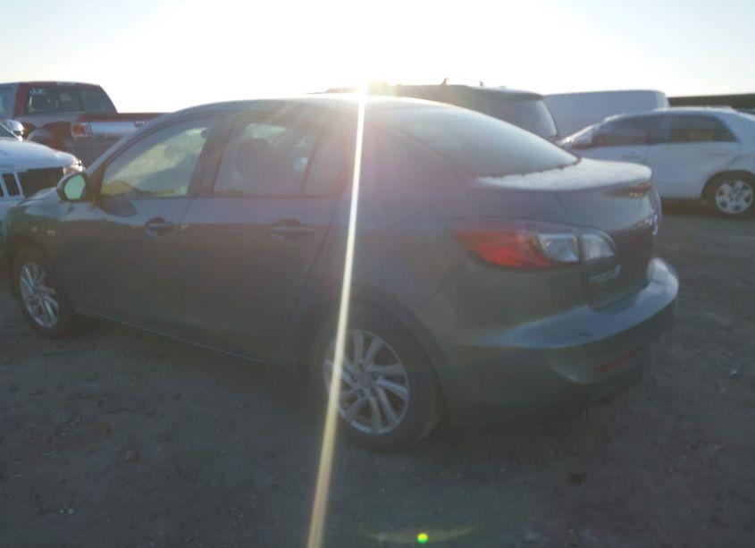 Photo 3 of 2012 Mazda Mazda3 I TOURING (VIN JM1BL1VGXC1507742)