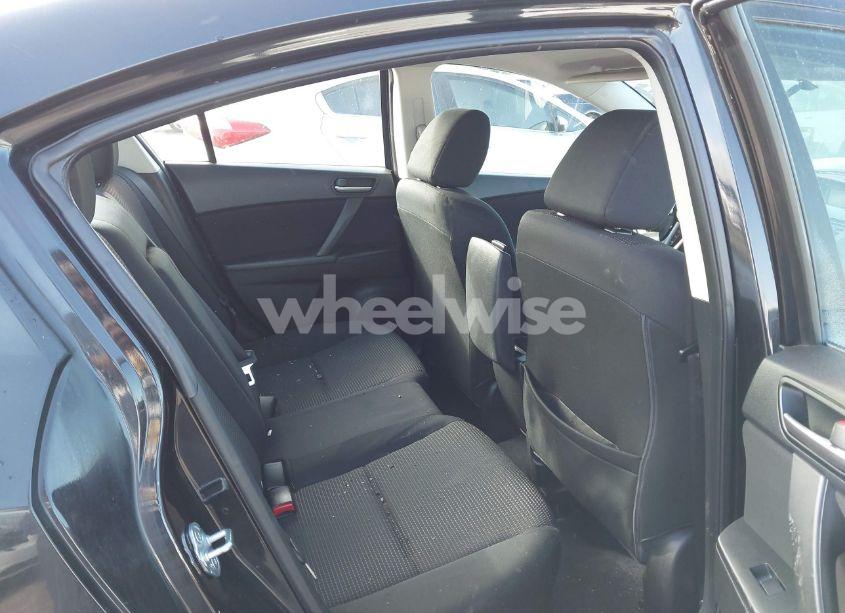 Photo 8 of 2013 Mazda Mazda3 I TOURING (VIN JM1BL1VP1D1786306)
