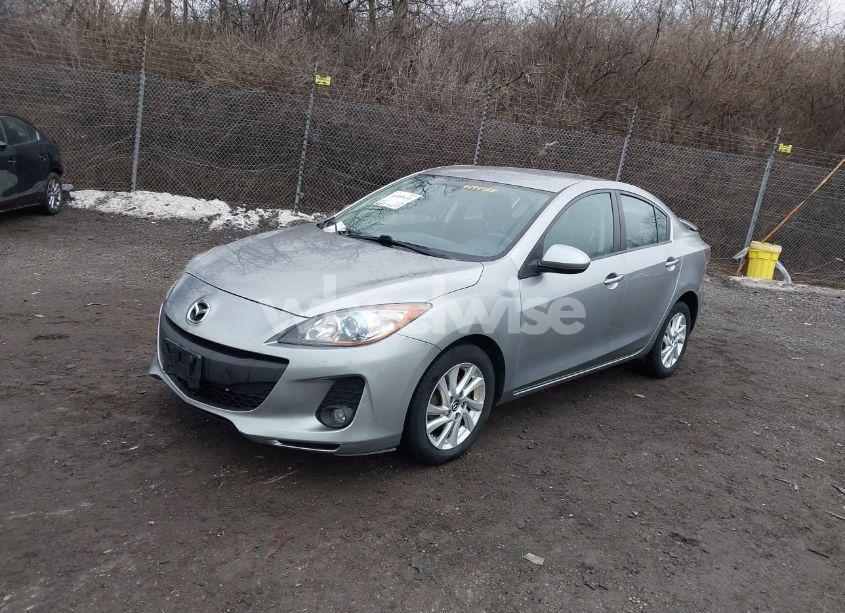 Photo 2 of 2013 Mazda Mazda3 I TOURING (VIN JM1BL1VP2D1749488)