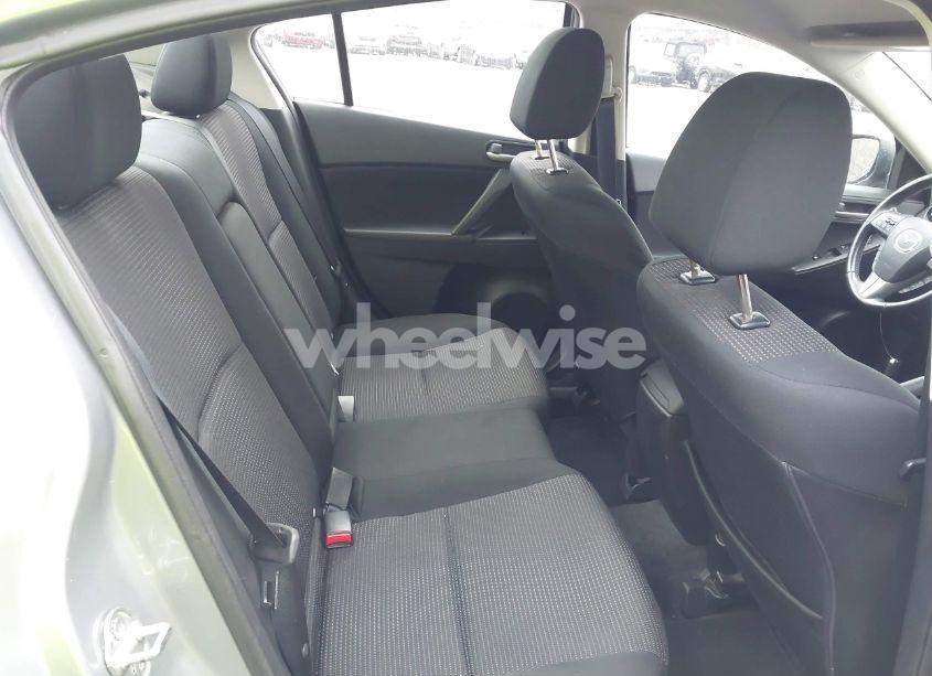 Photo 8 of 2013 Mazda Mazda3 I TOURING (VIN JM1BL1VP2D1749488)