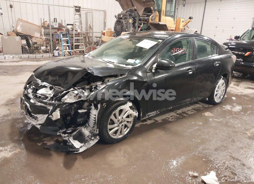 Photo 2 of 2013 Mazda Mazda3 I TOURING (VIN JM1BL1VP4D1835496)