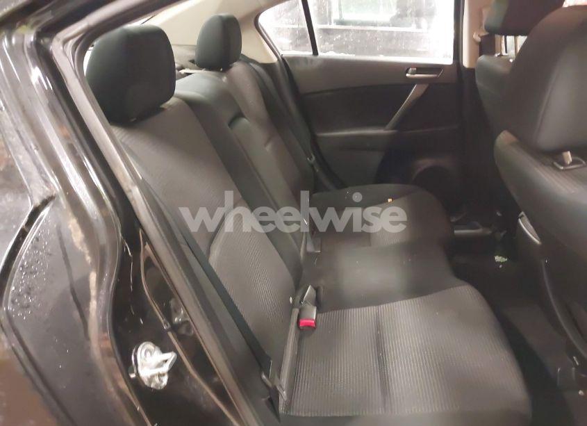 Photo 8 of 2013 Mazda Mazda3 I TOURING (VIN JM1BL1VP4D1835496)