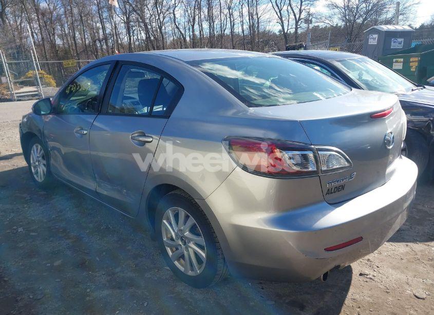 Photo 3 of 2013 Mazda Mazda3 I TOURING (VIN JM1BL1VP6D1787838)