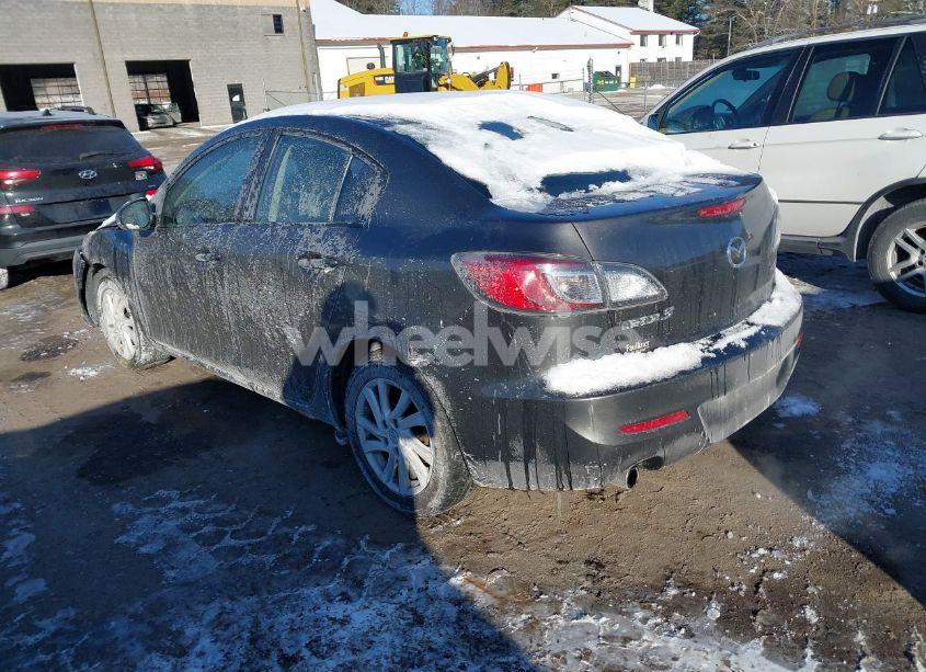 Photo 3 of 2013 Mazda Mazda3 I TOURING (VIN JM1BL1VP8D1808883)