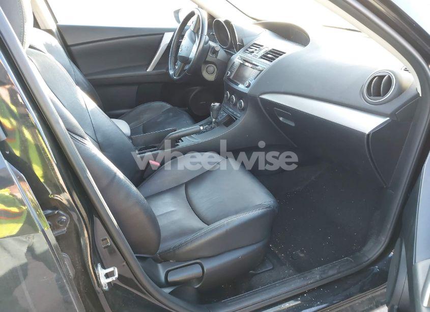Photo 5 of 2013 Mazda Mazda3 S GRAND TOURING (VIN JM1BL1W52D1802560)