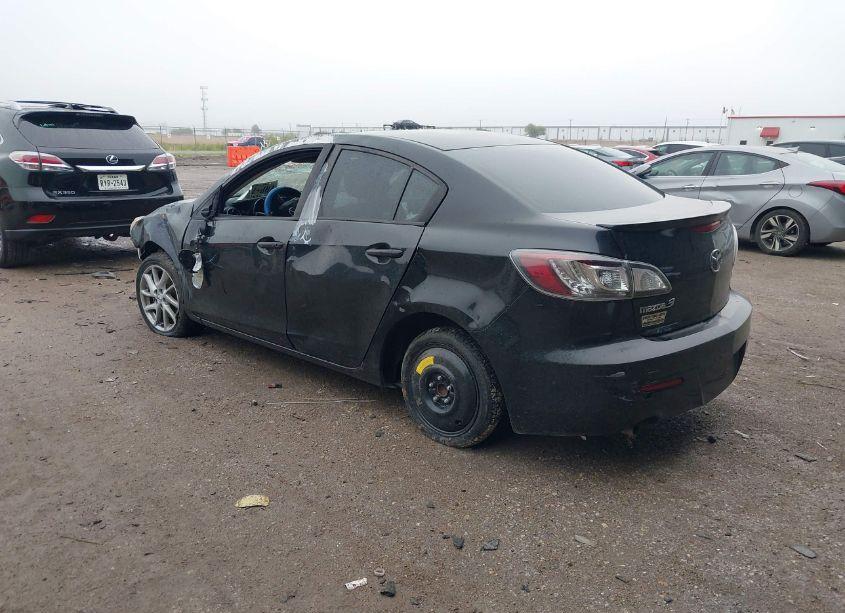 Photo 3 of 2012 Mazda Mazda3 S GRAND TOURING (VIN JM1BL1W53C1618100)