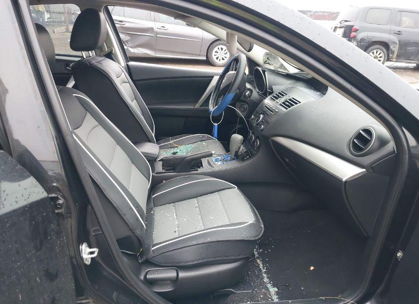 Photo 5 of 2012 Mazda Mazda3 S GRAND TOURING (VIN JM1BL1W53C1618100)