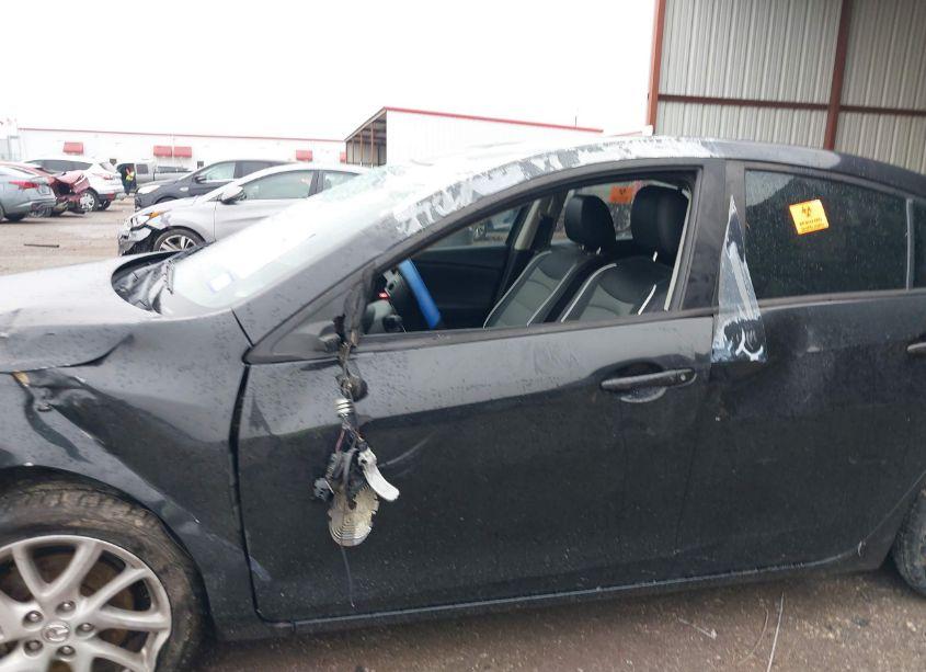 Photo 6 of 2012 Mazda Mazda3 S GRAND TOURING (VIN JM1BL1W53C1618100)