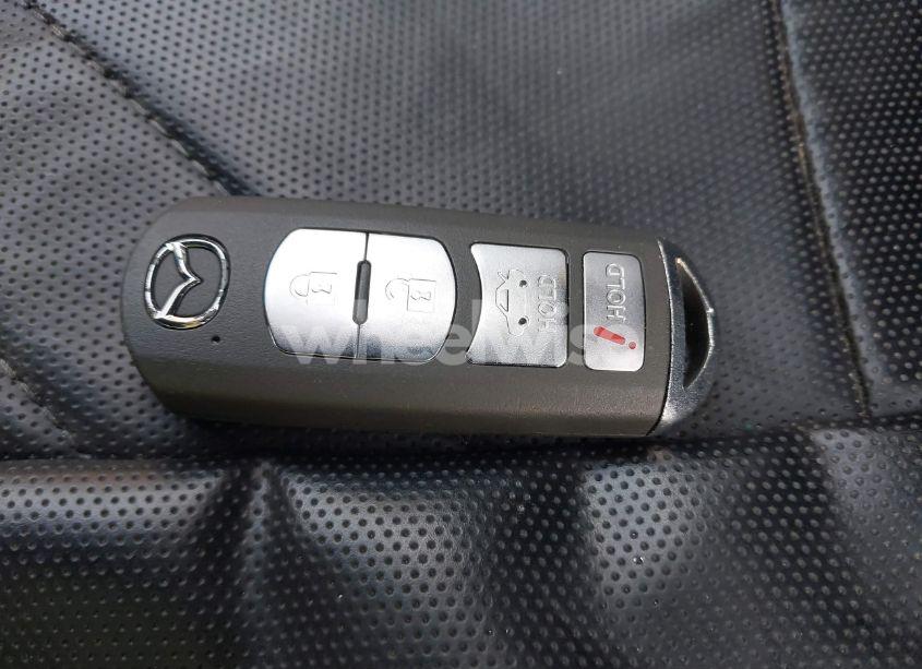 Photo 11 of 2011 Mazda Mazda3 S GRAND TOURING (VIN JM1BL1W54B1363052)