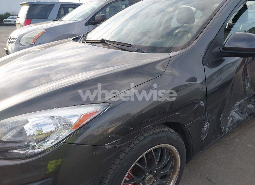 Photo 16 of 2011 Mazda Mazda3 S GRAND TOURING (VIN JM1BL1W54B1363052)