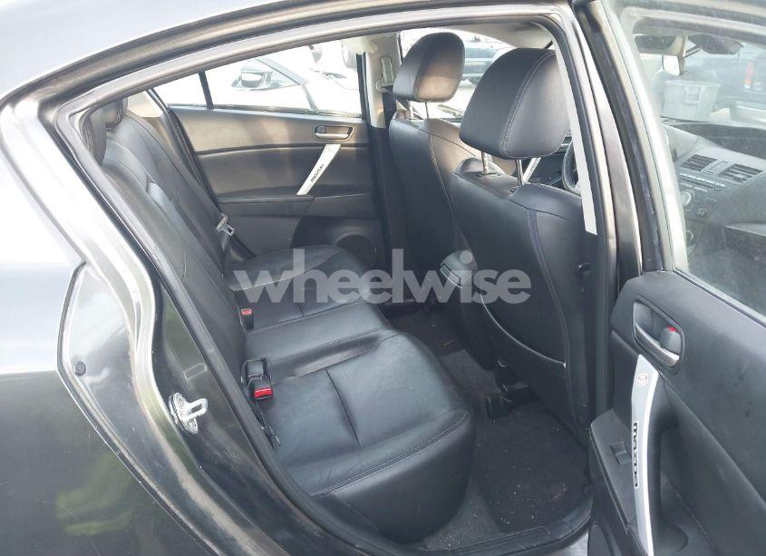 Photo 8 of 2011 Mazda Mazda3 S GRAND TOURING (VIN JM1BL1W54B1363052)
