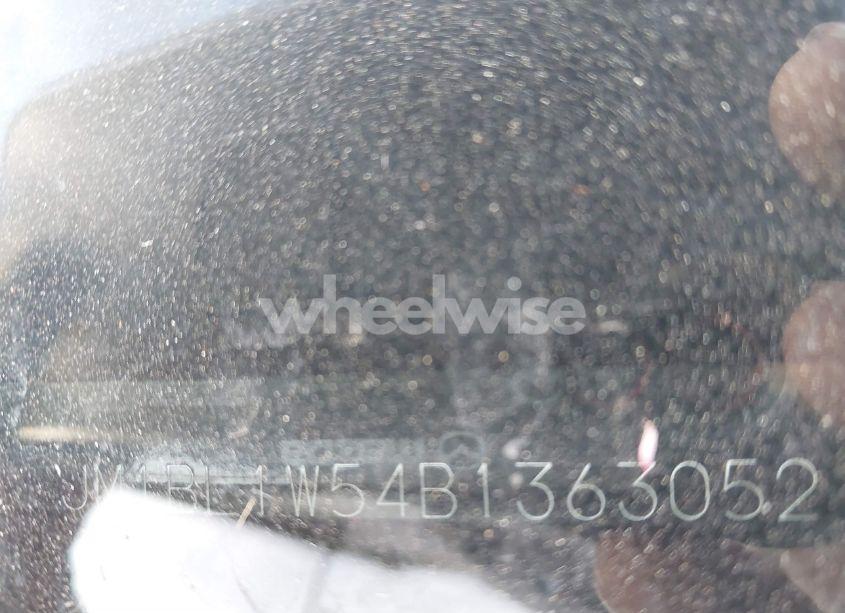 Photo 9 of 2011 Mazda Mazda3 S GRAND TOURING (VIN JM1BL1W54B1363052)