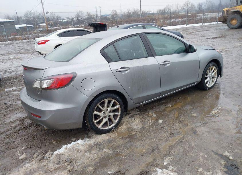 Photo 4 of 2012 Mazda Mazda3 S GRAND TOURING (VIN JM1BL1W60C1512292)