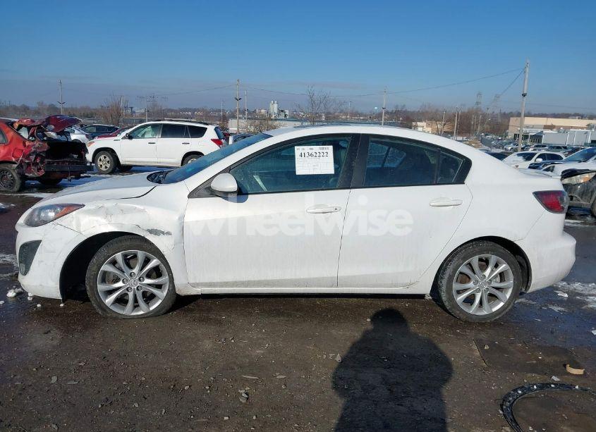 Photo 14 of 2011 Mazda Mazda3 S GRAND TOURING (VIN JM1BL1W61B1368654)