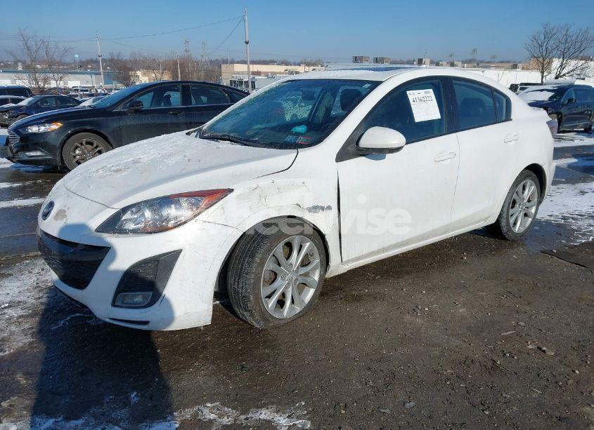 Photo 2 of 2011 Mazda Mazda3 S GRAND TOURING (VIN JM1BL1W61B1368654)