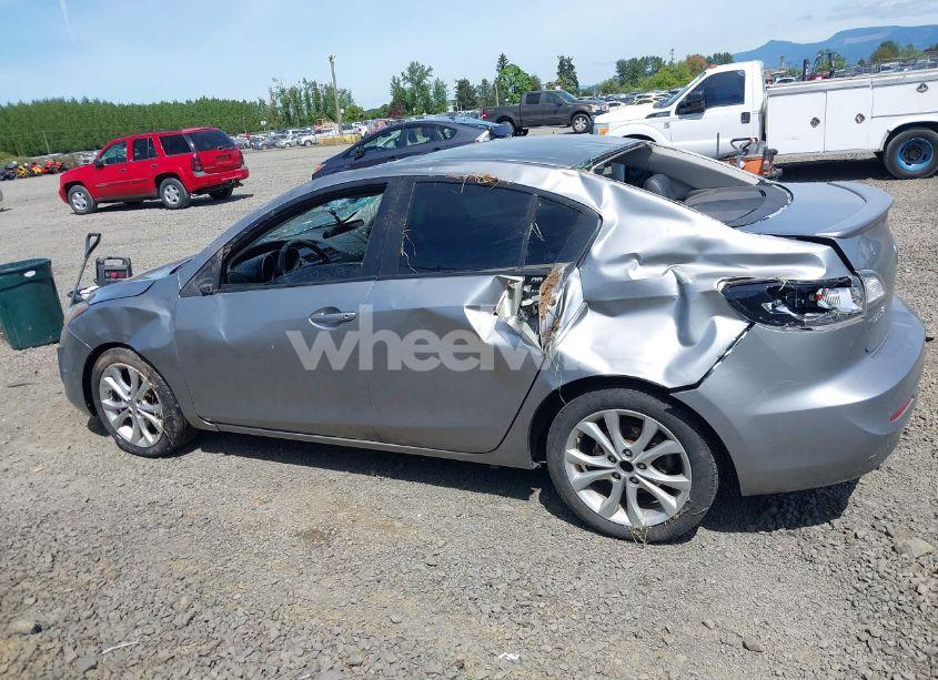 Photo 14 of 2011 Mazda Mazda3 S GRAND TOURING (VIN JM1BL1W61B1371148)