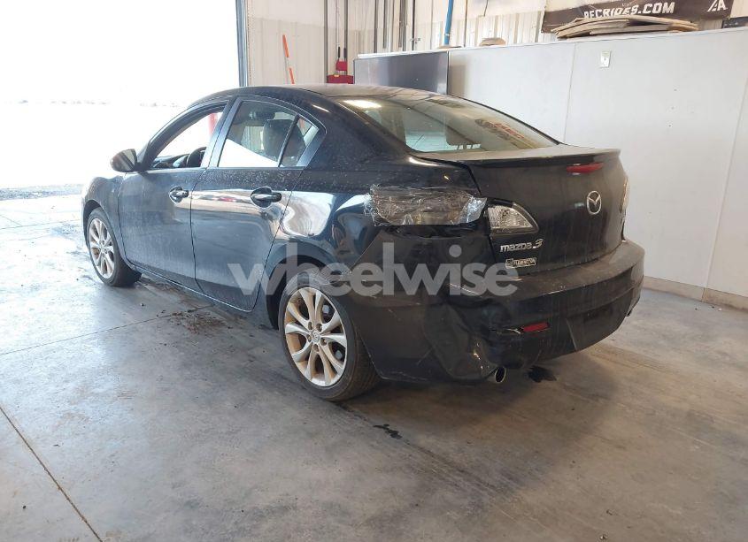 Photo 3 of 2011 Mazda Mazda3 S GRAND TOURING (VIN JM1BL1W67B1363233)