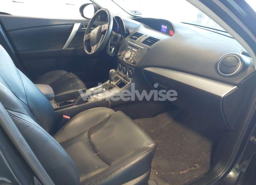 Photo 5 of 2011 Mazda Mazda3 S GRAND TOURING (VIN JM1BL1W67B1363233)