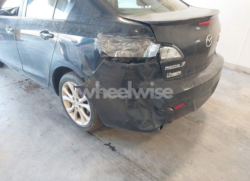 Photo 6 of 2011 Mazda Mazda3 S GRAND TOURING (VIN JM1BL1W67B1363233)
