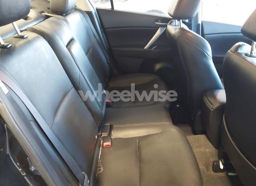 Photo 8 of 2011 Mazda Mazda3 S GRAND TOURING (VIN JM1BL1W67B1363233)