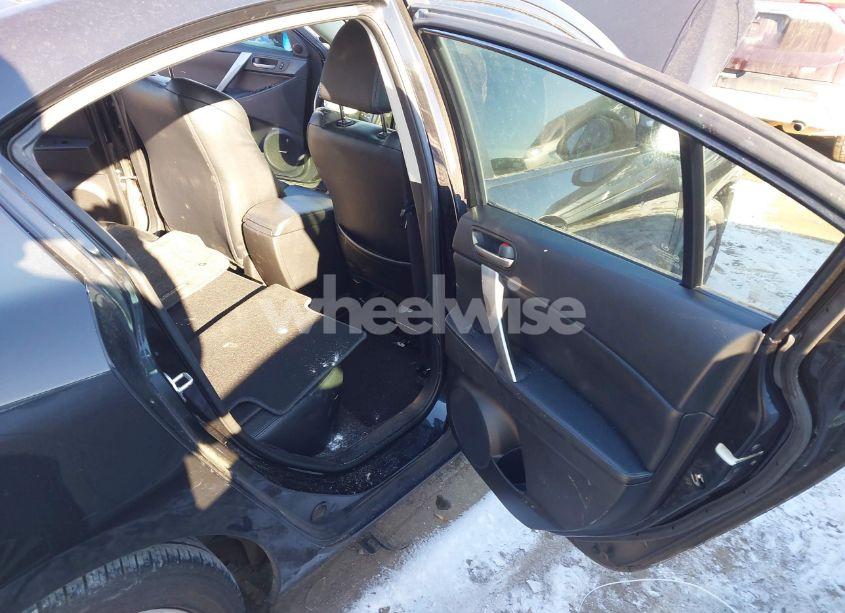 Photo 8 of 2012 Mazda Mazda3 I GRAND TOURING (VIN JM1BL1W71C1573501)