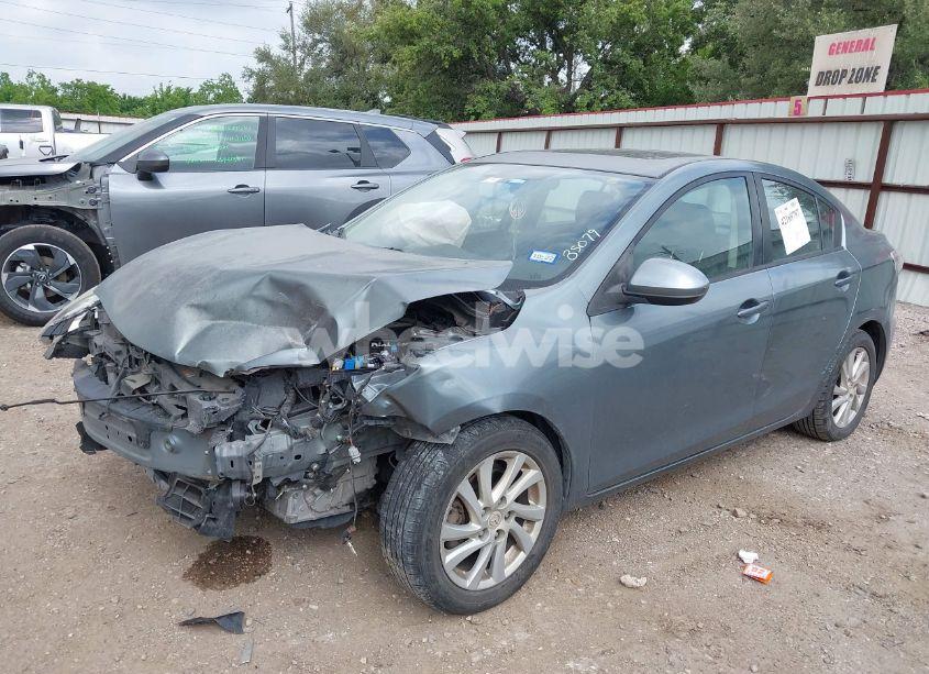 Photo 2 of 2012 Mazda Mazda3 I GRAND TOURING (VIN JM1BL1W71C1591805)
