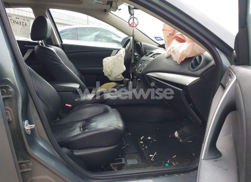 Photo 5 of 2012 Mazda Mazda3 I GRAND TOURING (VIN JM1BL1W71C1591805)