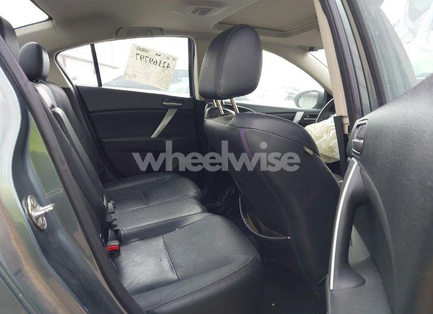 Photo 8 of 2012 Mazda Mazda3 I GRAND TOURING (VIN JM1BL1W71C1591805)