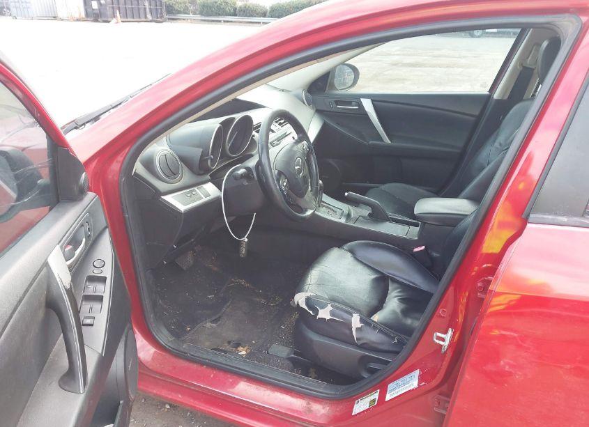 Photo 5 of 2013 Mazda Mazda3 I GRAND TOURING (VIN JM1BL1W71D1739274)