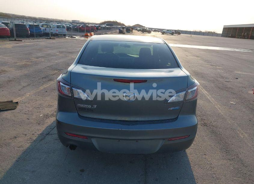 Photo 17 of 2012 Mazda Mazda3 I GRAND TOURING (VIN JM1BL1W72C1578142)