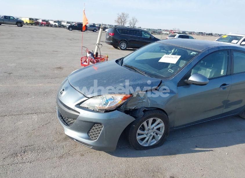 Photo 6 of 2012 Mazda Mazda3 I GRAND TOURING (VIN JM1BL1W72C1578142)