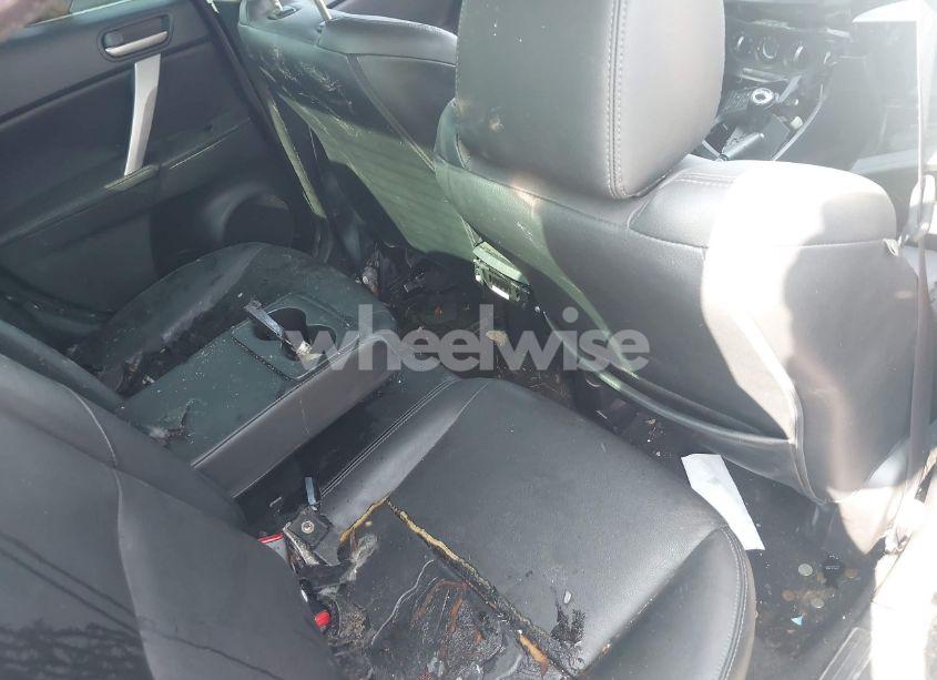 Photo 8 of 2012 Mazda Mazda3 I GRAND TOURING (VIN JM1BL1W72C1644155)