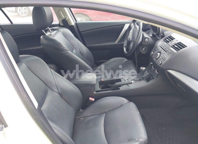 Photo 5 of 2012 Mazda Mazda3 I GRAND TOURING (VIN JM1BL1W73C1571703)