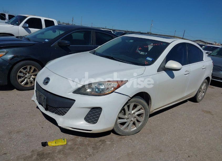 Photo 2 of 2012 Mazda Mazda3 I GRAND TOURING (VIN JM1BL1W73C1616137)