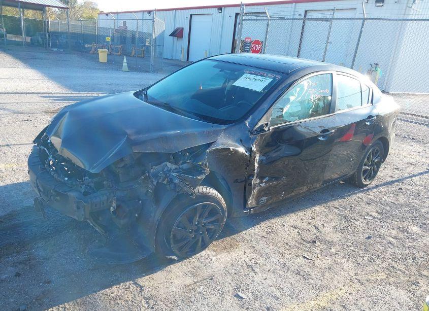 Photo 2 of 2012 Mazda Mazda3 I GRAND TOURING (VIN JM1BL1W73C1676712)