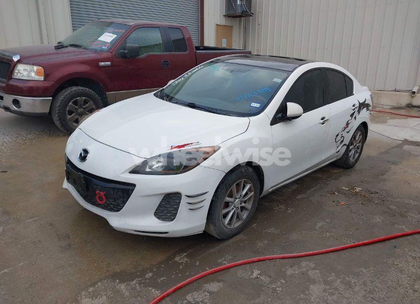 Photo 2 of 2012 Mazda Mazda3 I GRAND TOURING (VIN JM1BL1W77C1620059)