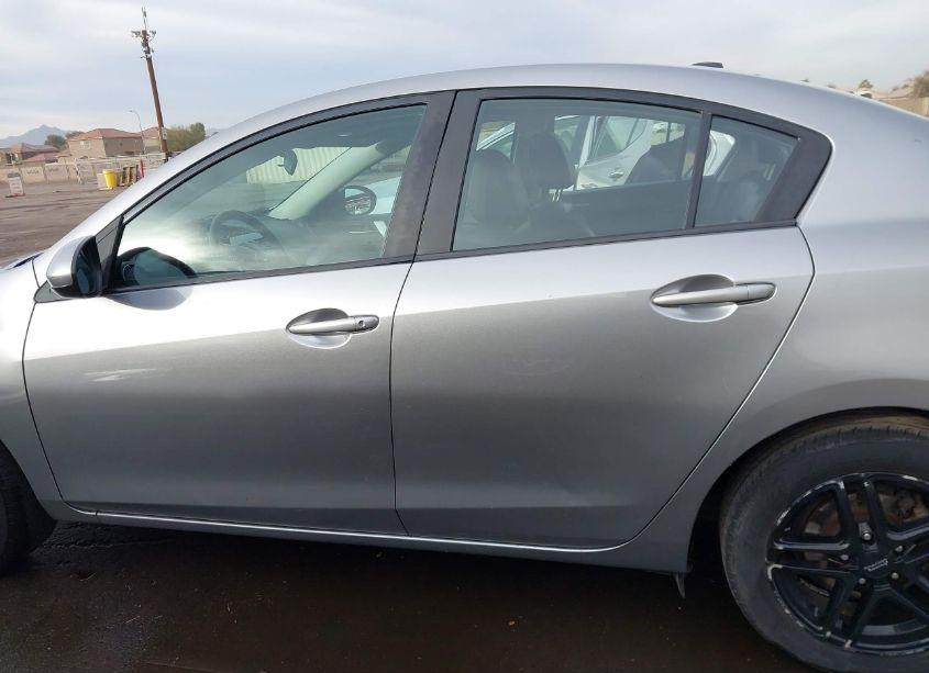 Photo 14 of 2012 Mazda Mazda3 I GRAND TOURING (VIN JM1BL1W7XC1645179)