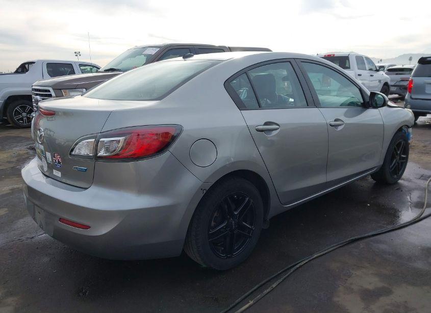 Photo 4 of 2012 Mazda Mazda3 I GRAND TOURING (VIN JM1BL1W7XC1645179)