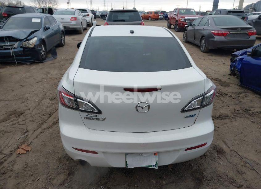 Photo 16 of 2012 Mazda Mazda3 I GRAND TOURING (VIN JM1BL1W7XC1695676)