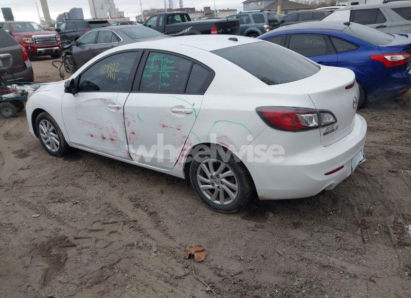 Photo 3 of 2012 Mazda Mazda3 I GRAND TOURING (VIN JM1BL1W7XC1695676)