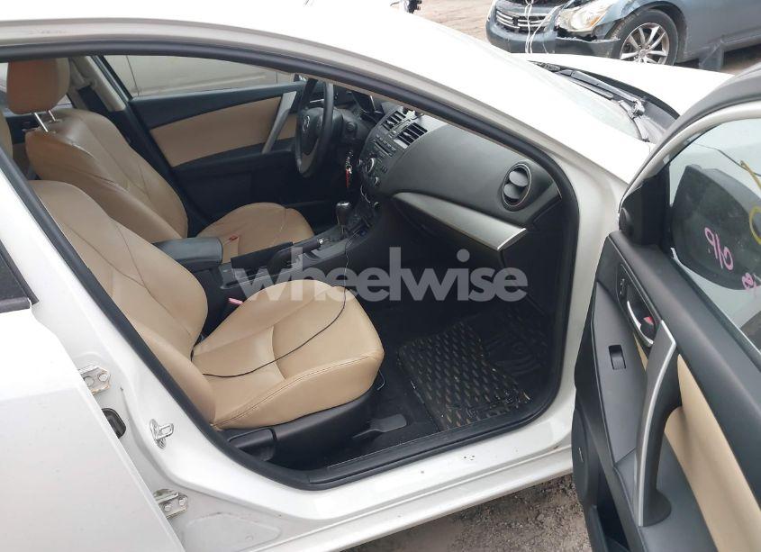 Photo 5 of 2012 Mazda Mazda3 I GRAND TOURING (VIN JM1BL1W7XC1695676)