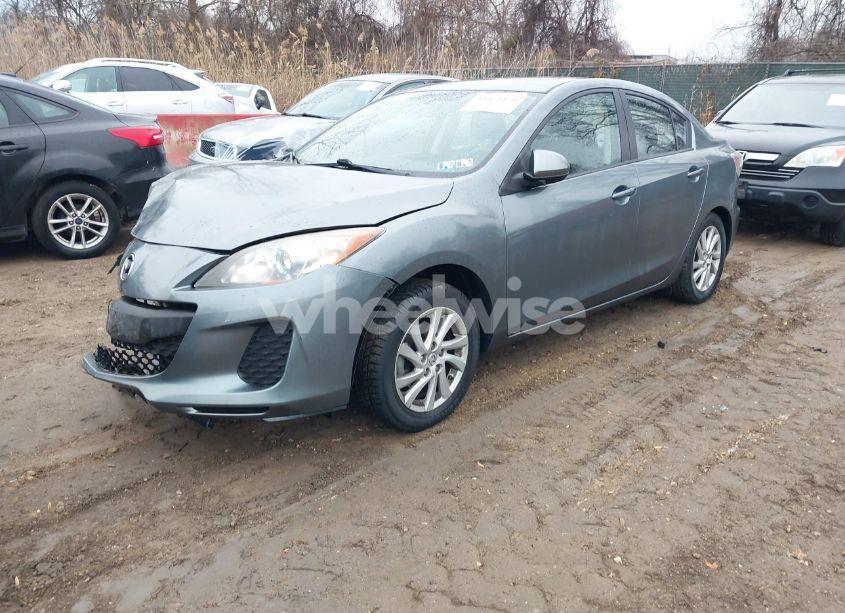 Photo 2 of 2012 Mazda Mazda3 I GRAND TOURING (VIN JM1BL1W82C1612542)