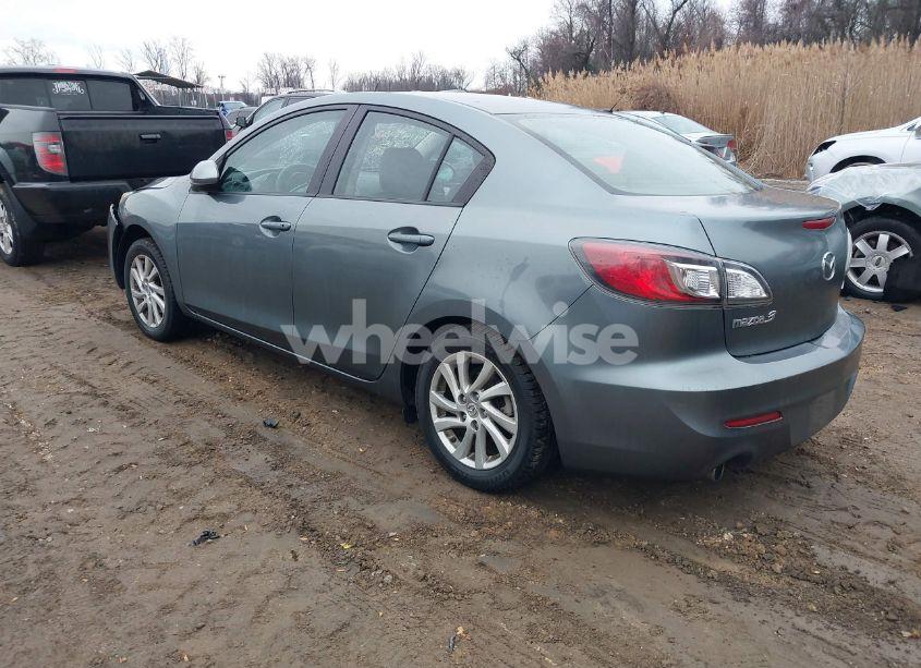 Photo 3 of 2012 Mazda Mazda3 I GRAND TOURING (VIN JM1BL1W82C1612542)