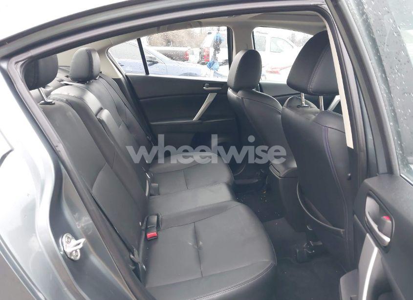 Photo 8 of 2012 Mazda Mazda3 I GRAND TOURING (VIN JM1BL1W82C1612542)