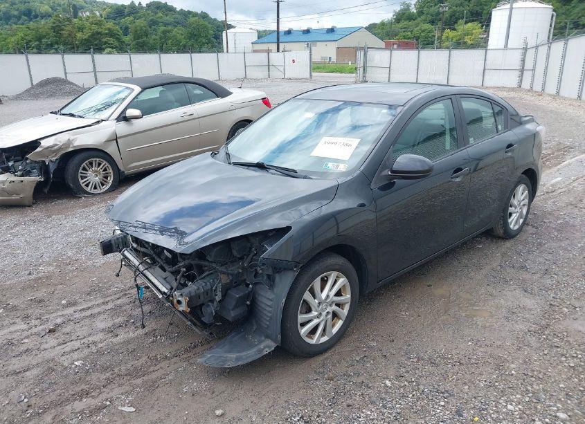 Photo 2 of 2012 Mazda Mazda3 I GRAND TOURING (VIN JM1BL1W84C1655859)