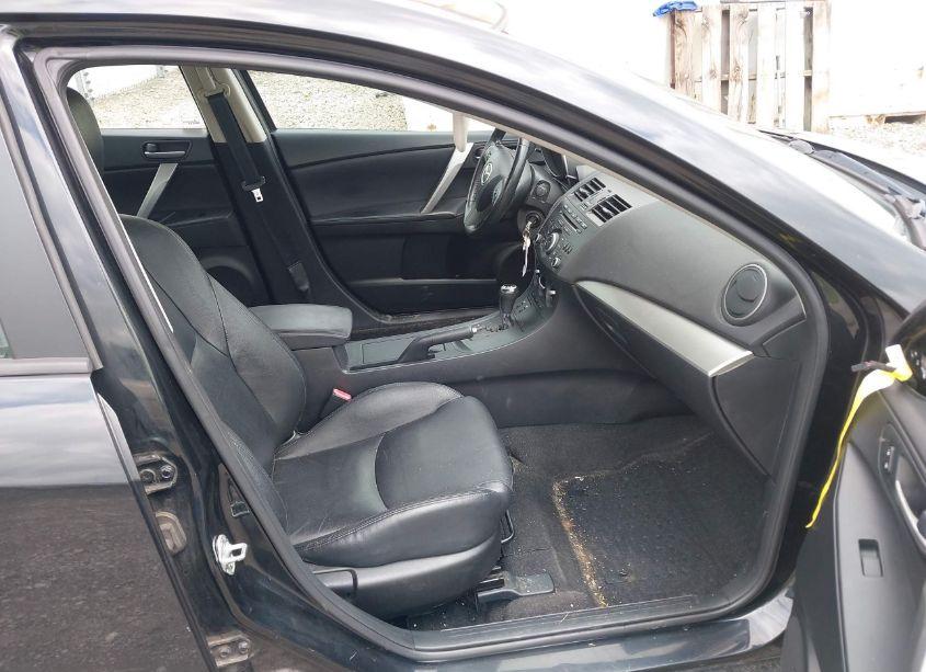 Photo 5 of 2012 Mazda Mazda3 I GRAND TOURING (VIN JM1BL1W84C1655859)