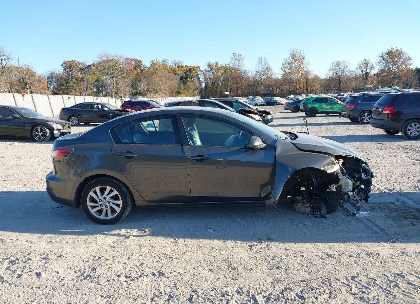 Photo 13 of 2012 Mazda Mazda3 I GRAND TOURING (VIN JM1BL1W85C1651738)